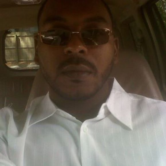 Meet your Posher, Kenneth - Picture 1 of 1